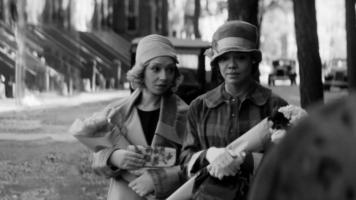 Tessa Thompson and Ruth Negga make for a riveting pair in 'Passing'
