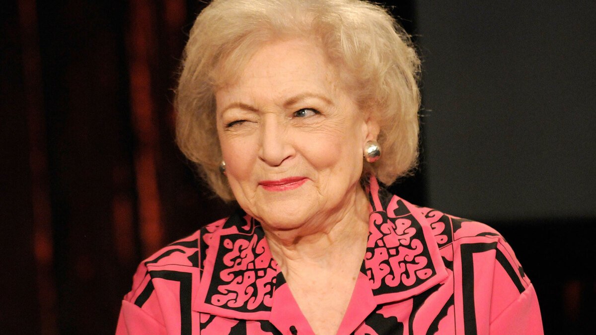 Google Easter egg pays tribute to the late Betty White