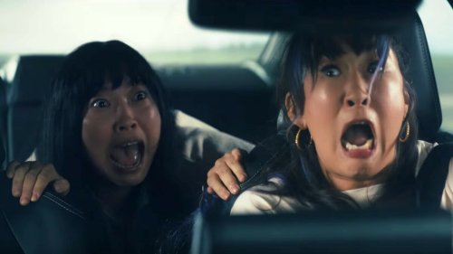 Awkwafina and Sandra Oh are dysfunctional sisters in comedy 'Quiz Lady'