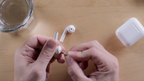 How to properly clean your AirPods