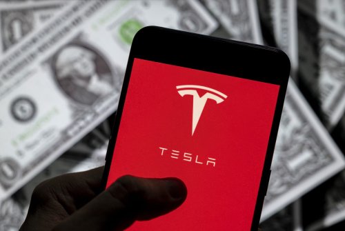 Tesla is somehow missing $1.4 billion