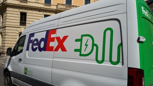 FedEx's new order for EV trucks will save them hundreds of millions in fuel costs