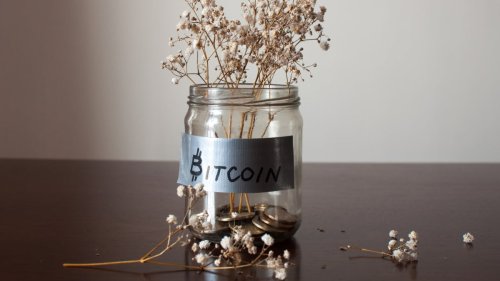Coinbase is mistakenly draining customers' bank accounts, and people are freaked