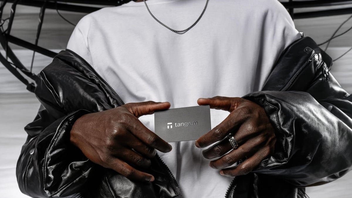 Get a 3-pack of secure NFC crypto wallets for $55.92 and skip the bulky hardware