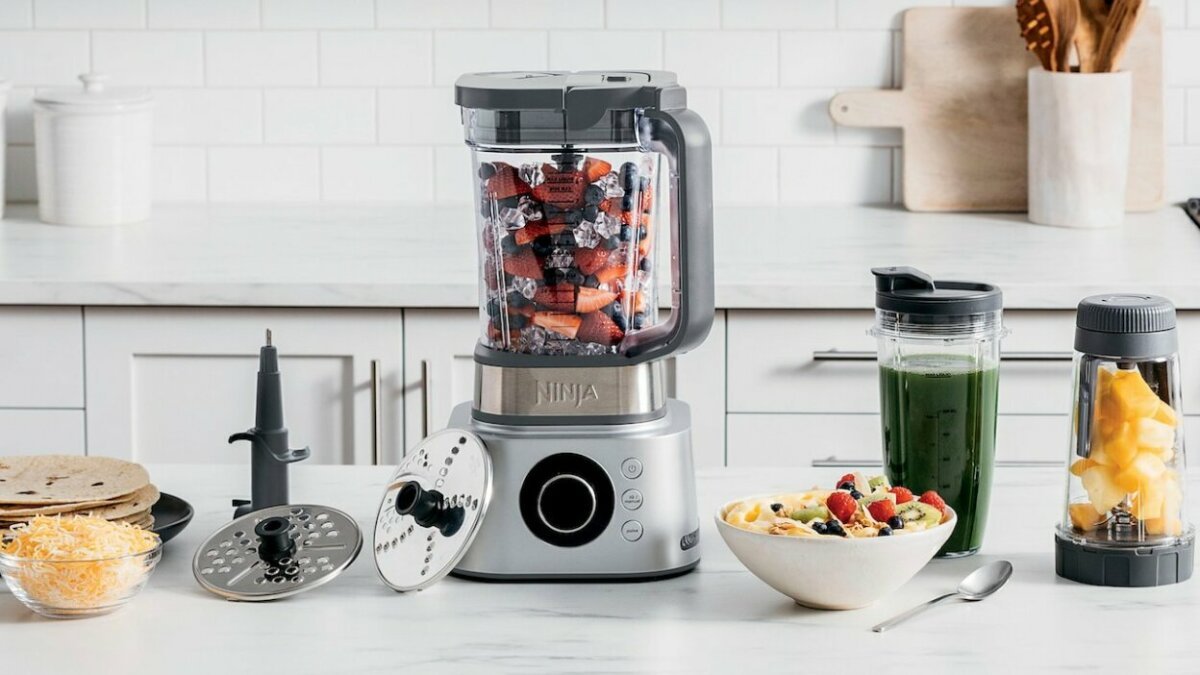 From Ninja to Vitamix, these are the best deals on blenders and food processors on Cyber Monday