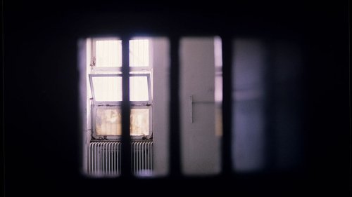 Watch hackers embarrass guards at infamous Iranian prison