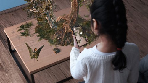 David Attenborough-voiced AR app lets you fill your home with extinct animals