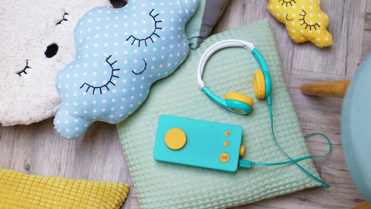 Lunii’s My Fabulous Storyteller is a ‘choose your own adventure’ speaker for kids