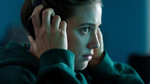 'American Sweatshop' review: A cyberthriller for the doomscrolling age