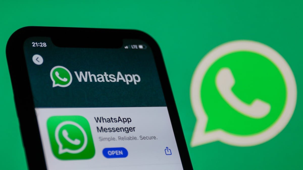 How to hide your 'Last Seen' status on WhatsApp