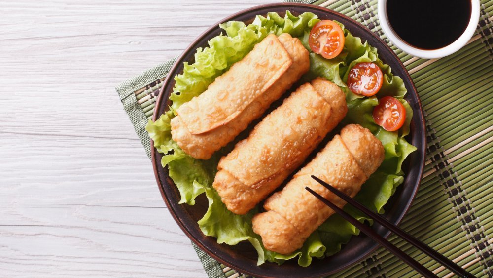 You Should Never Order Egg Rolls At A Chinese Restaurant. Here's Why