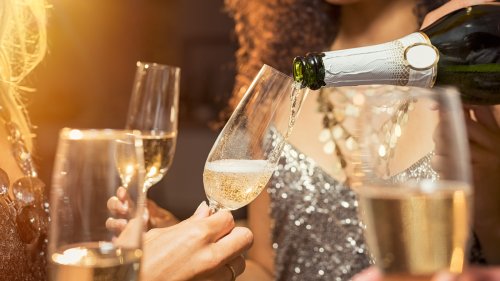 Beyond Champagne: Best Sparkling Alternatives