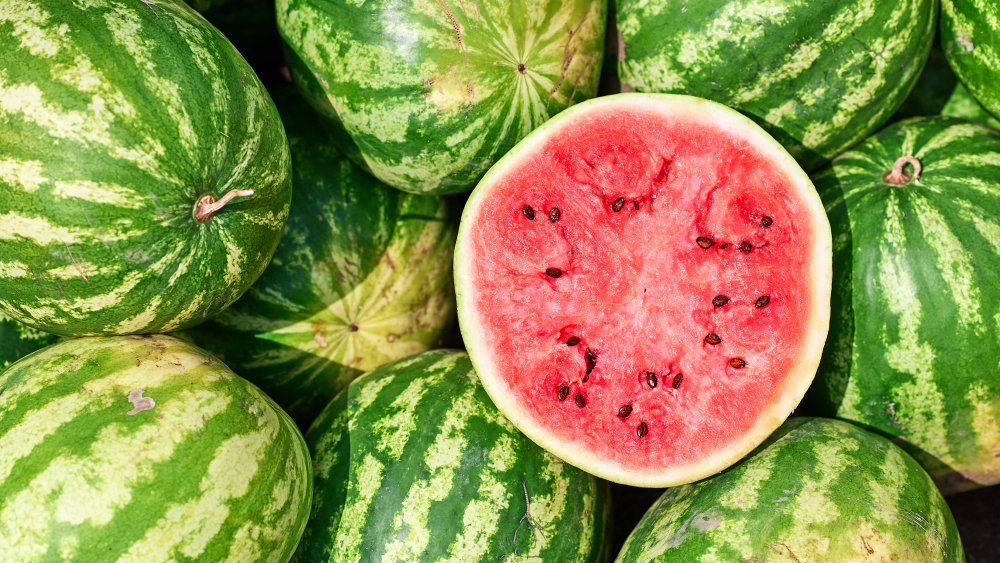 Here's The Secret To Picking A Perfectly Ripe Watermelon