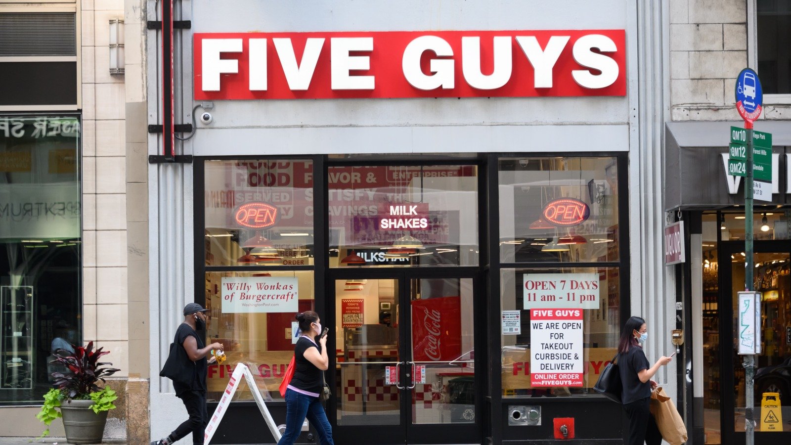 Workers Reveal What It's Really Like To Work At Five Guys - Mashed