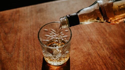 Improve Your Cheap Whiskey With These Flavor Enhancing Mixers