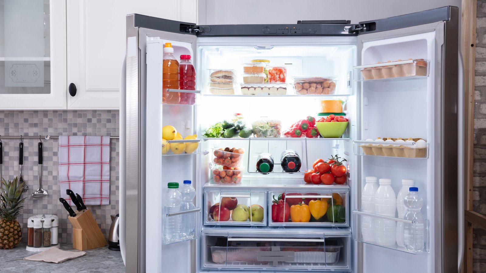 Never Let Your Refrigerator Go Past This Temperature