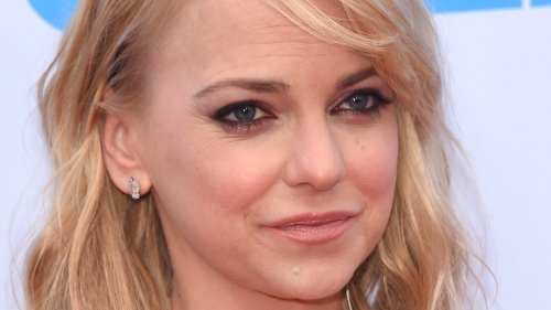 Anna Faris Bares It All For An Avocados From Mexico Super Bowl Ad 1810