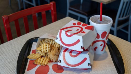 The Dessert Chick-Fil-A Should Steal From Its Little Blue Menu Spin-Off