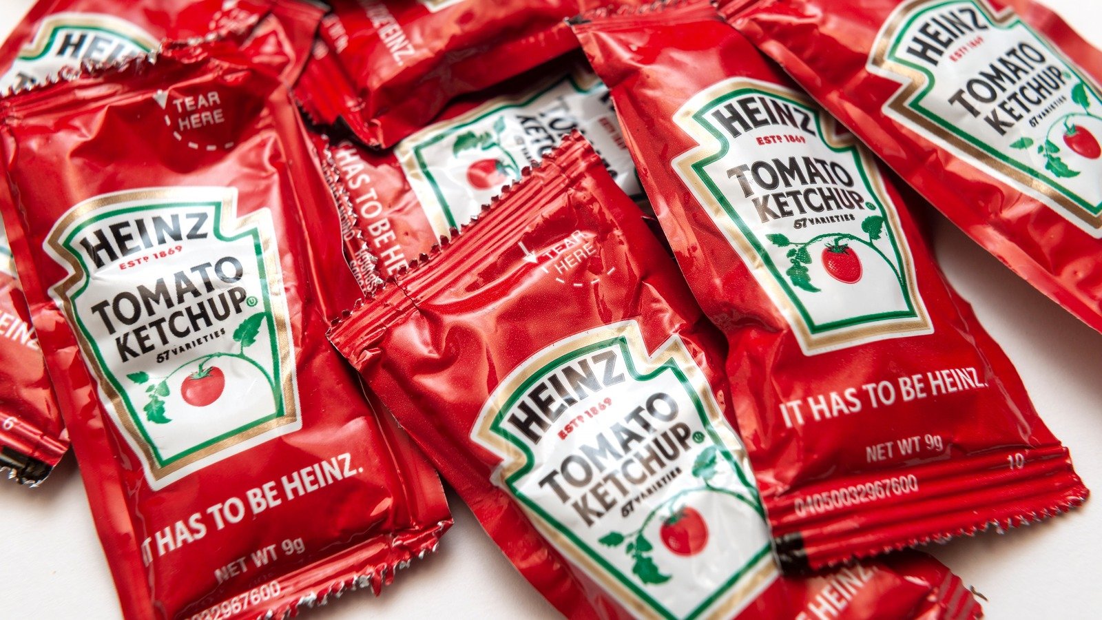 Why Haven't We Learned From Japan's Genius Sauce Packets? 