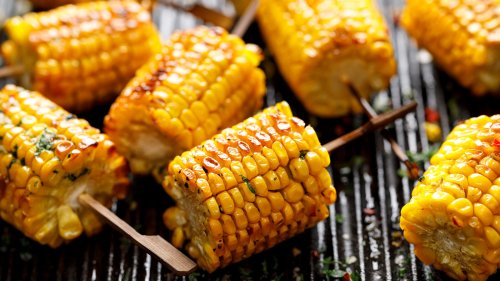 Why You Should Make Corn On The Cob In Your Air Fryer