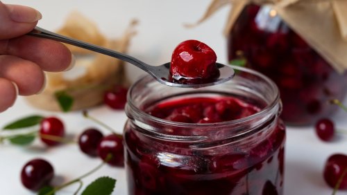 12 Best Bourbon Cherries Of All Time Ranked - Mashed