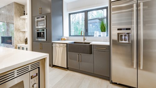 The Most Overpriced Kitchen Appliance Brands, According To Customer Reviews