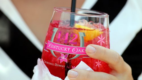 How To Make An Oaks Lily, The Official Cocktail Of The Kentucky Oaks - Mashed