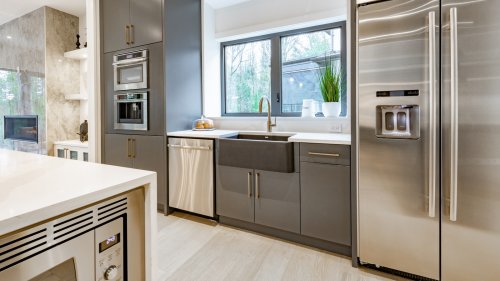 The Most Overpriced Kitchen Appliance Brands, According To Customer Reviews