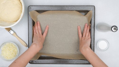 6 Mistakes Everyone Makes When Using Parchment Paper
