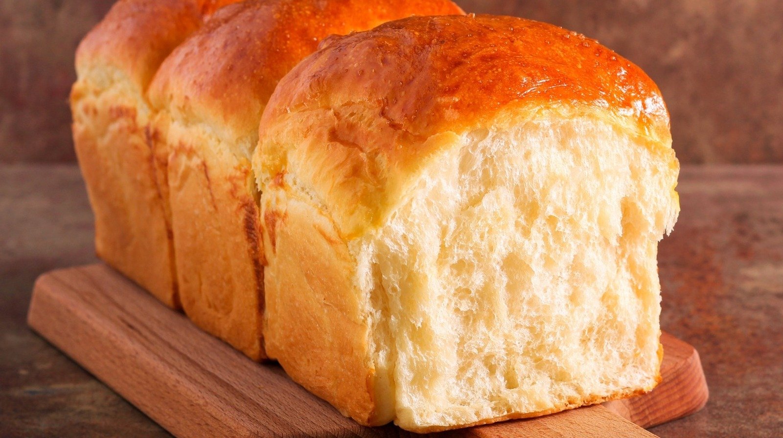 Why You Should Be Storing Your Fresh Bread In Paper, Not Plastic