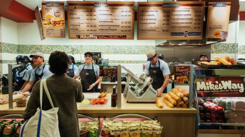 What Makes The No 4 Sub At Jersey Mike's So Delicious?