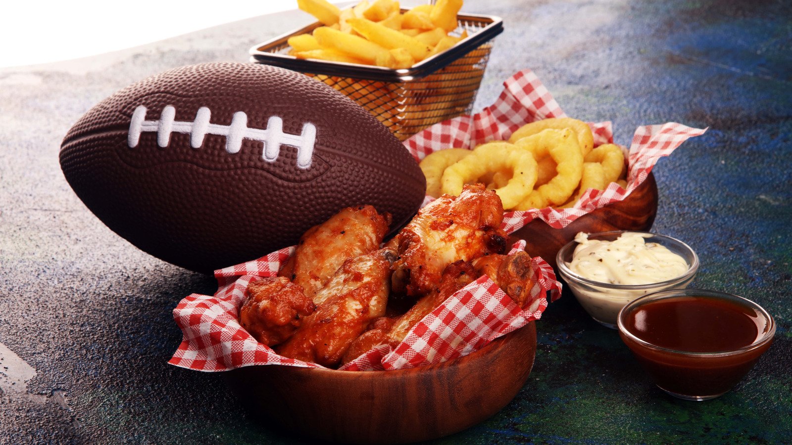 The Most Popular Super Bowl Foods In Every State - Mashed