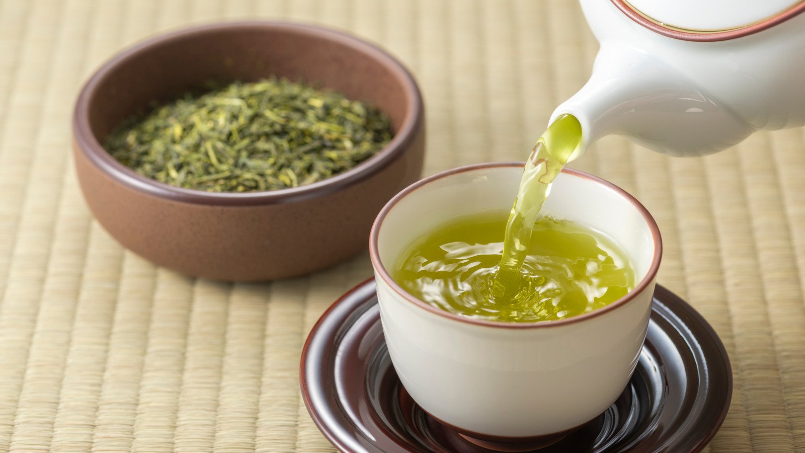 Green Vs. Black Tea: Which Is Better For You? - Mashed