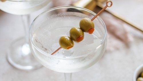 Classic Vodka Martini Cocktail Recipe