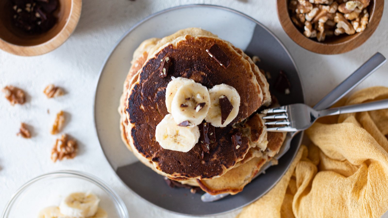 Quick Banana Pancakes Are The Perfect Amount Of Sweetness