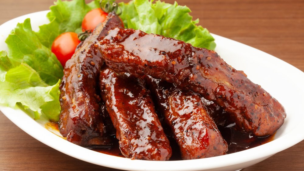You Should Never Order Spare Ribs At A Chinese Restaurant. Here's Why