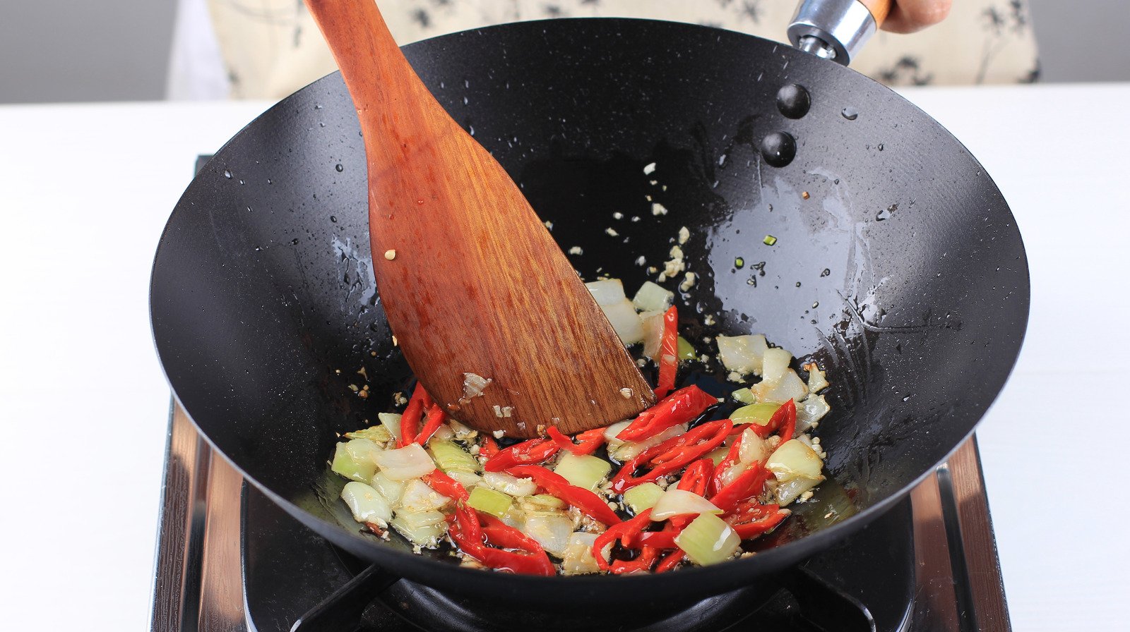 Big Mistakes Everyone Makes When Sauteing