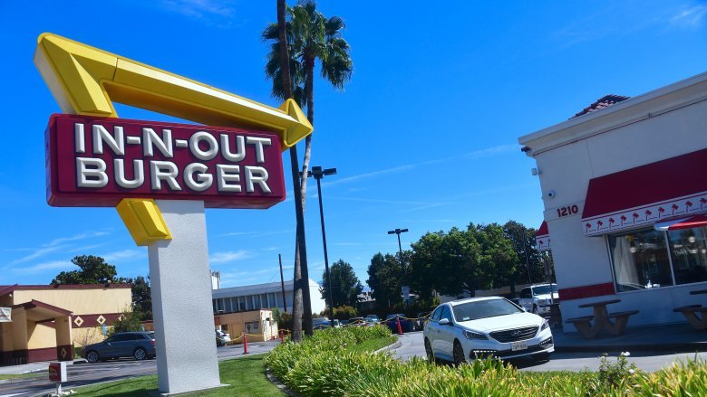 Marlins burger sales jump 800% as Jake Burger debuts vs. Phillies