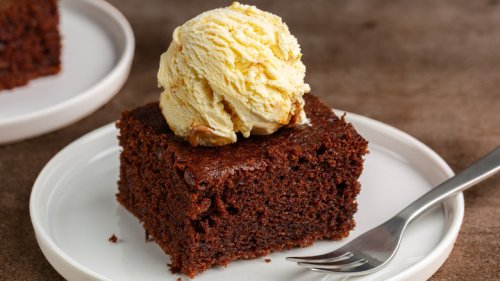 Not Pillsbury Or Duncan Hines: This Is America's Best-Selling Cake Mix Brand