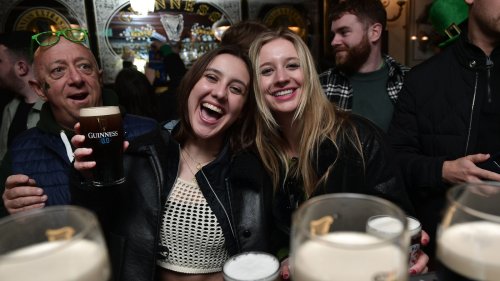 13 Big Mistakes You Don't Want To Make At An Irish Pub - Mashed