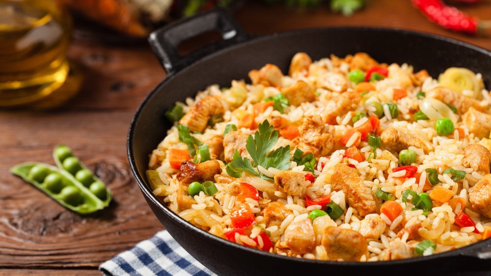 You Should Never Order Fried Rice At A Chinese Restaurant. Here's Why