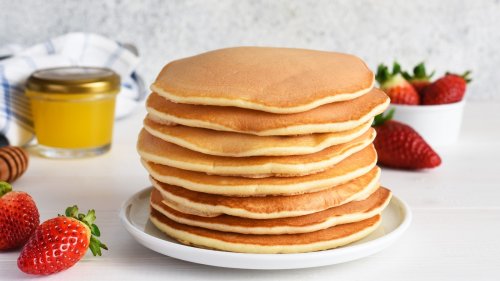 You Don't Need To Get Measuring Cups Dirty To Make Pancakes