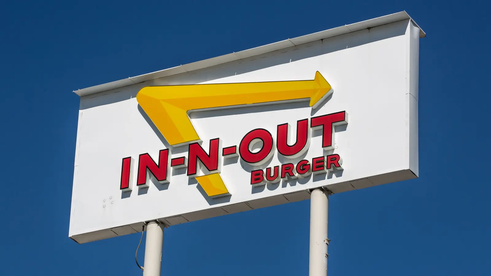 Marlins burger sales jump 800% as Jake Burger debuts vs. Phillies