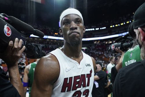 Jimmy Butler Trolls Al Horford With Timeout Taunt In Heat Game 3 ...