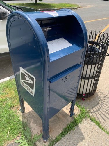 Stop putting your mail in these blue post office bins, police warn ...