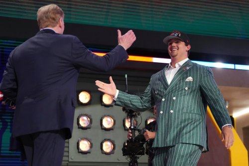 How draft experts graded Patriots picking Will Campbell at No. 4