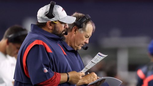 Bill Belichick won’t be changing the Patriots offensive play caller this season