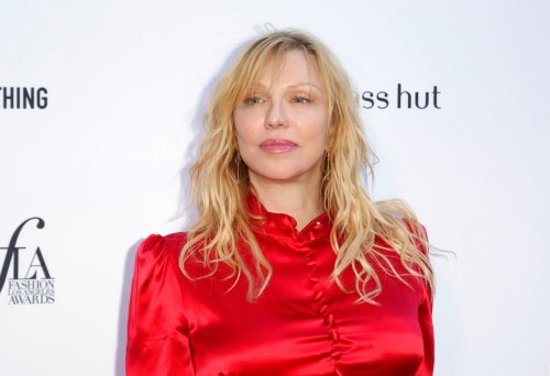 Alt-rock icon says she’s leaving the U.S. due to ‘frightening’ Trump administration
