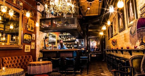 The 10 Best Las Vegas Speakeasies and Hidden Bars (and How To Get In)