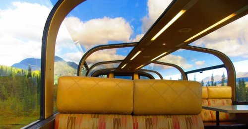 Alaska’s Glass Dome Train Cars Are the Best Way To See the State From the Comfort of the Indoors